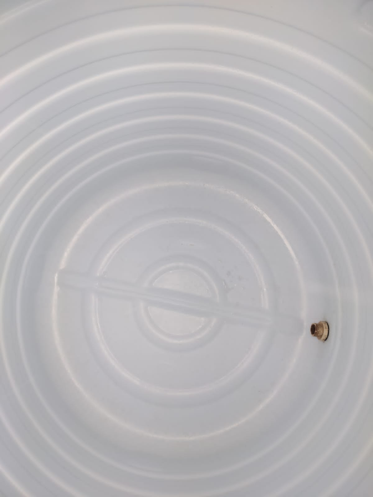 Clean internal tank surface after deep cleaning